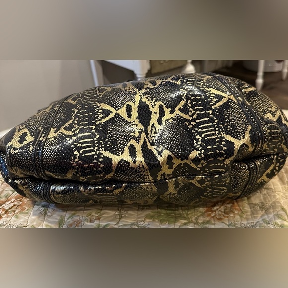 apc Black & Gold Snakeskin Print Bag EUC - Picture 3 of 15